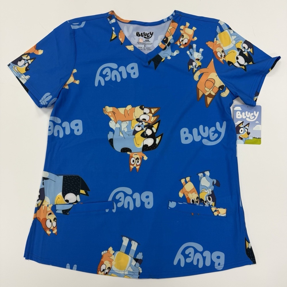 BLUEY‎ & BINGO Women's Medical Scrub Top Sz Small With Pockets NEW